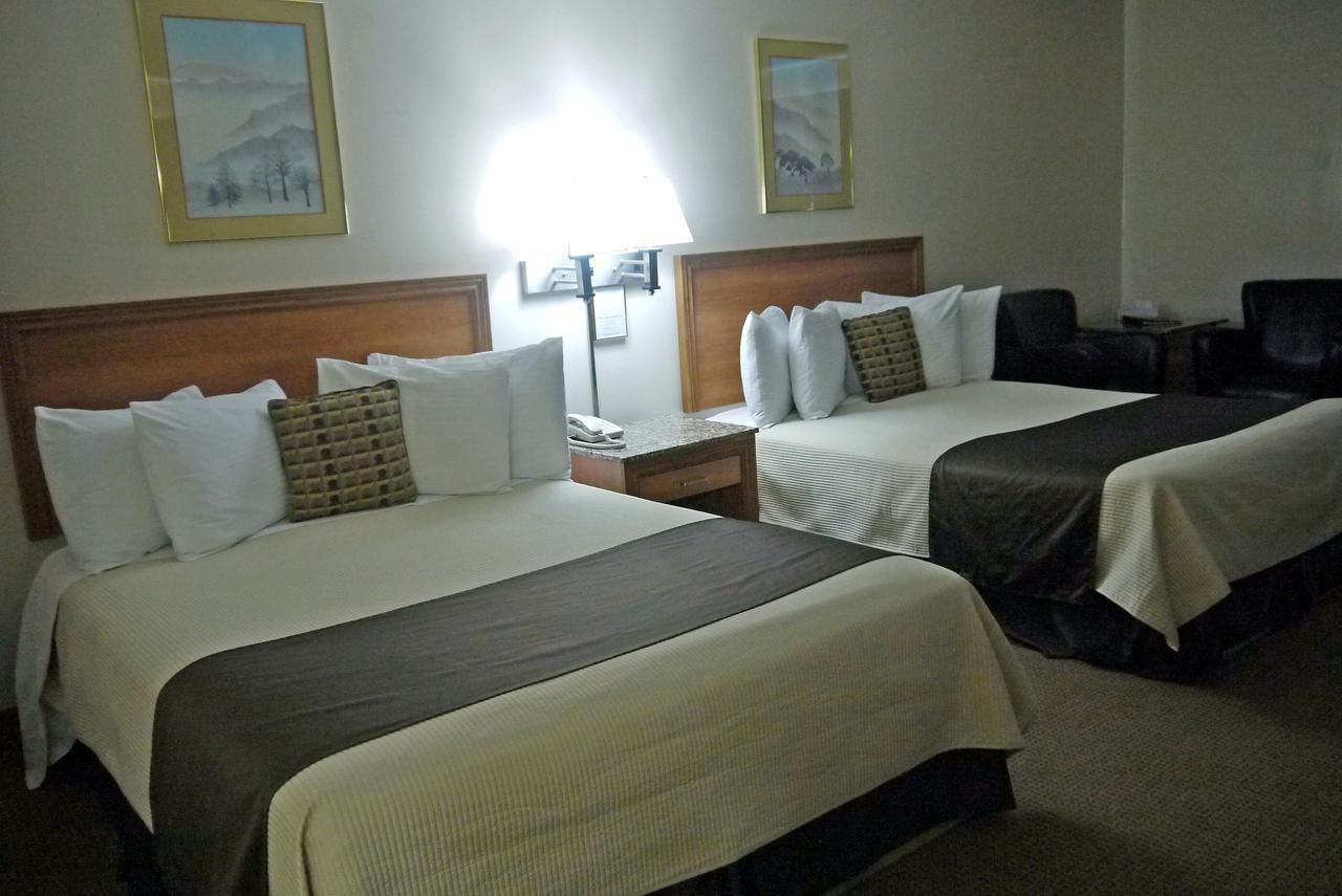 Newmarket Inn ภายนอก รูปภาพ