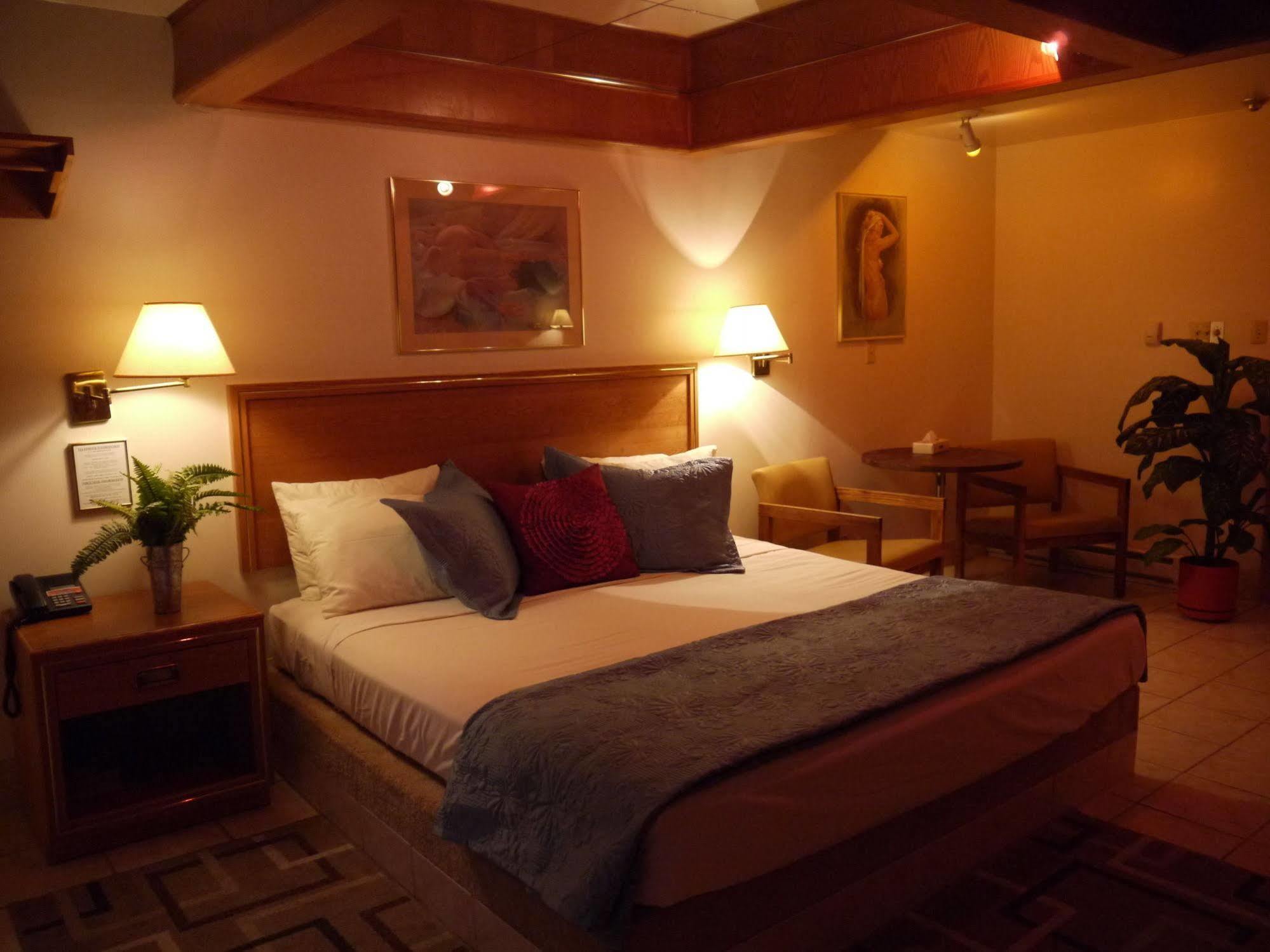 Newmarket Inn ภายนอก รูปภาพ